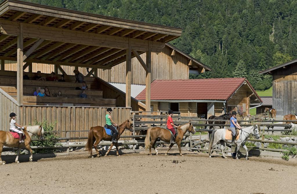 Gasthaus Mitterjager Kirchdorf in Tirol Værelse billede